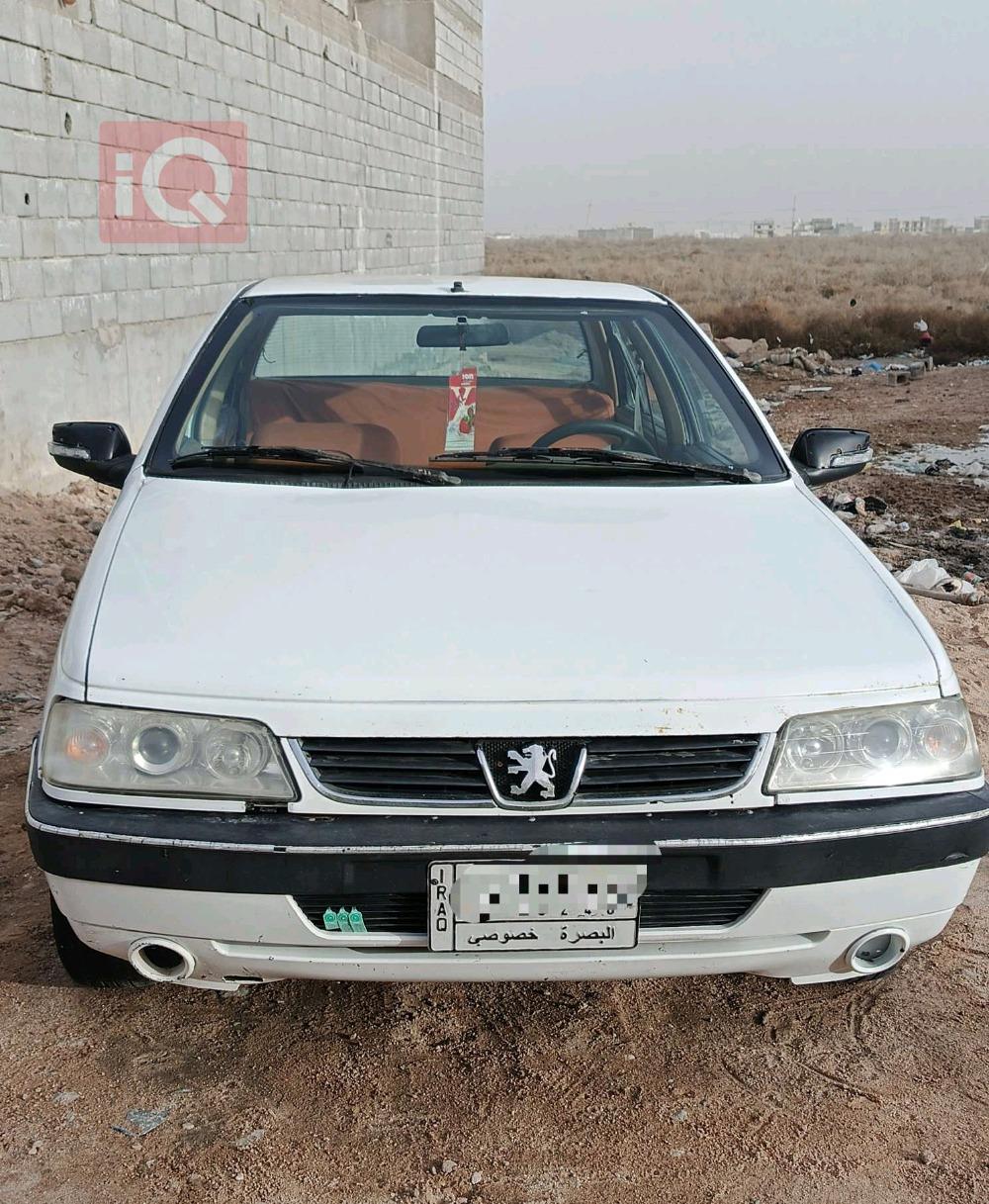 بیجۆ 405